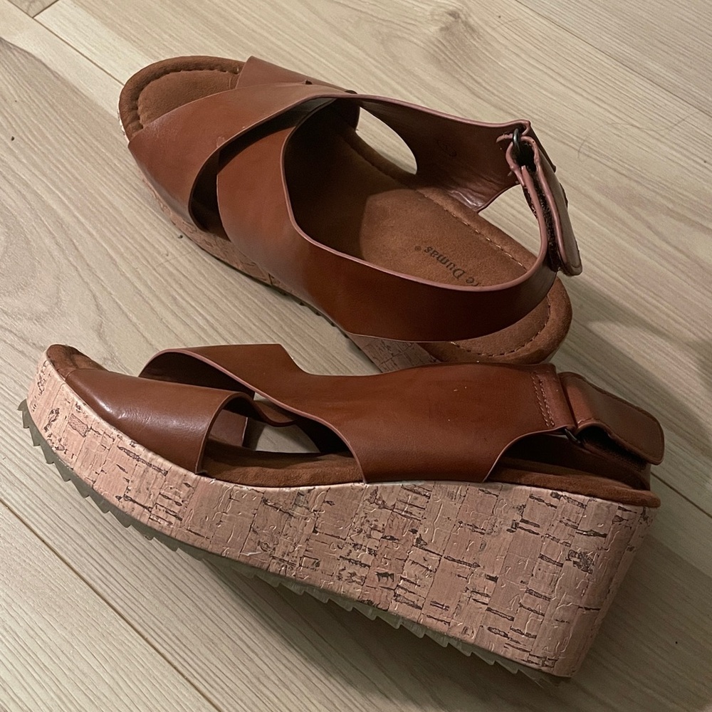 Pierre Dumas Brown Wedge Sandals NWOT